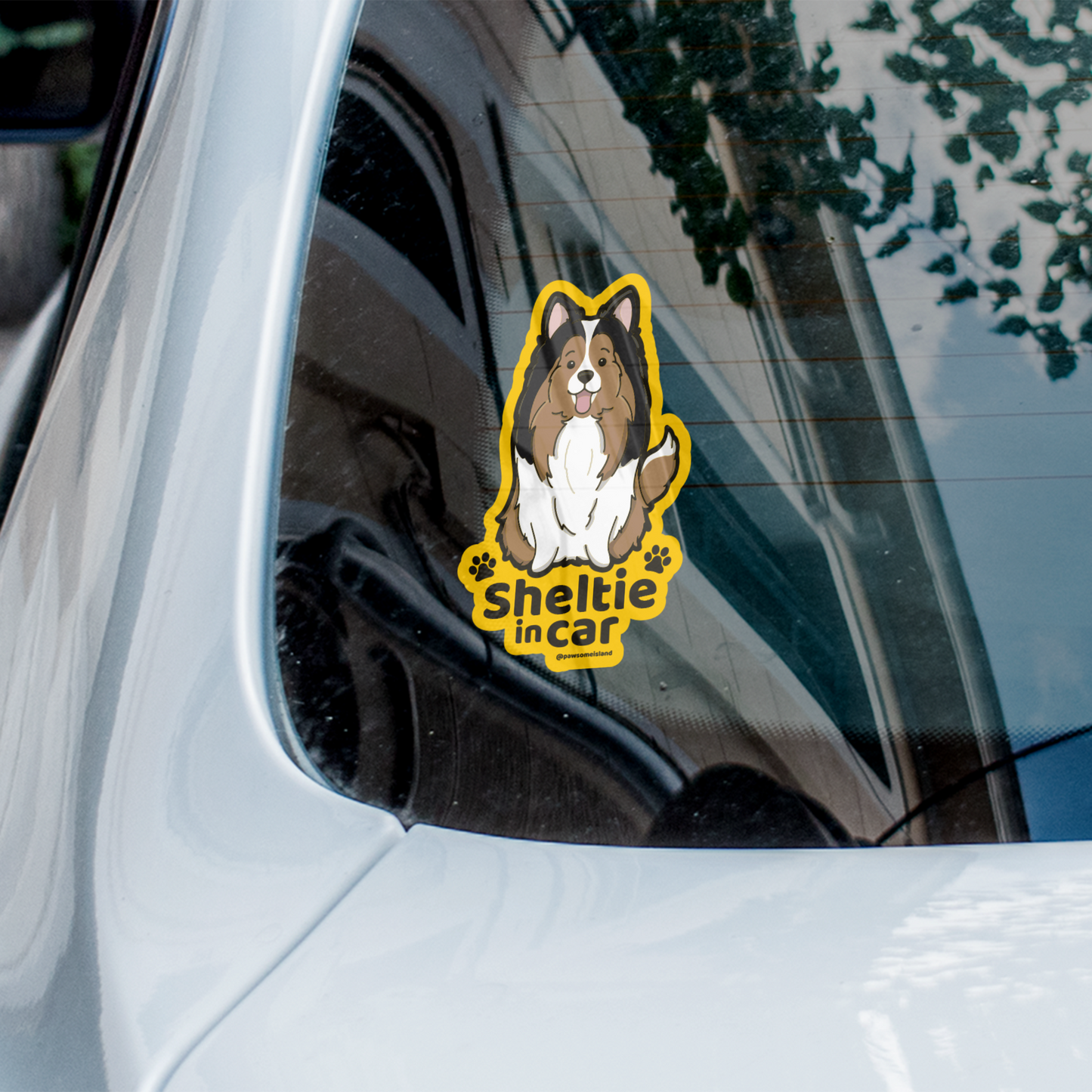 Sheltie in car 牧羊犬汽車貼紙(車內反貼)